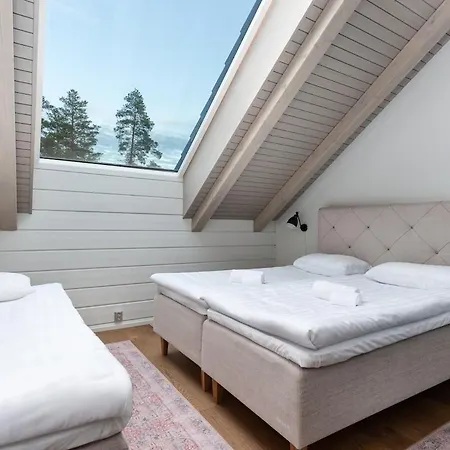 Naava 401 Penthouse - Jaervinaekoeala Ilta-aurinkoon