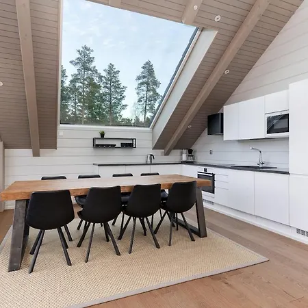 Naava Penthouse - Jaervinaekoeala Ilta-aurinkoon * Ähtäri